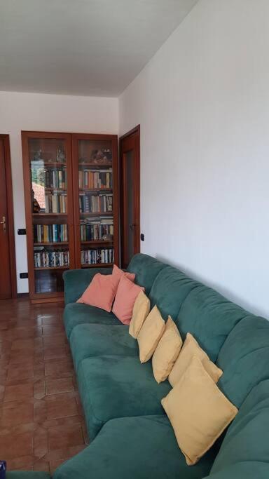 Lago Maggiore, Leggiuno, Ampio Appartamento Exterior foto