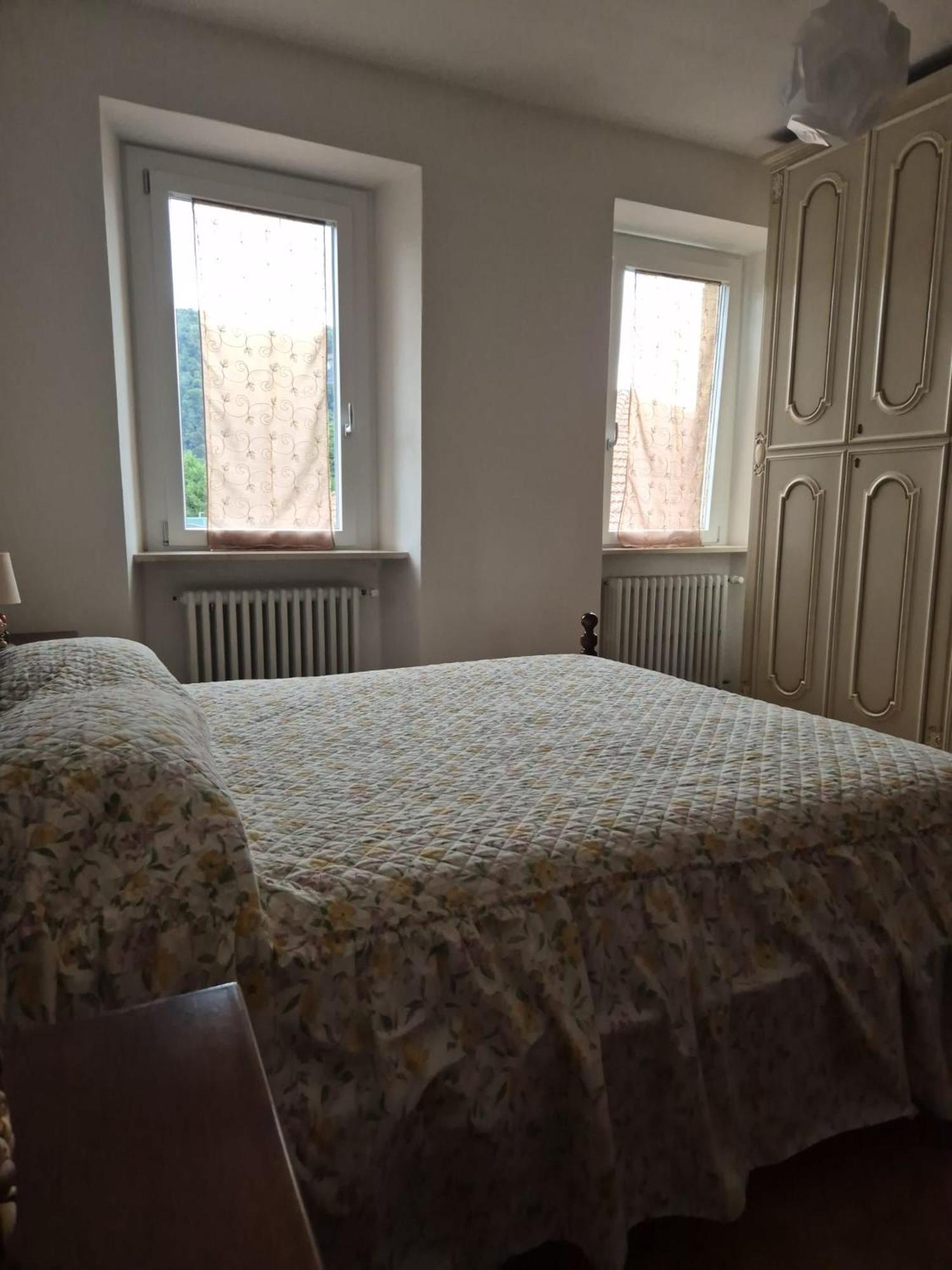 Lago Maggiore, Leggiuno, Ampio Appartamento Exterior foto