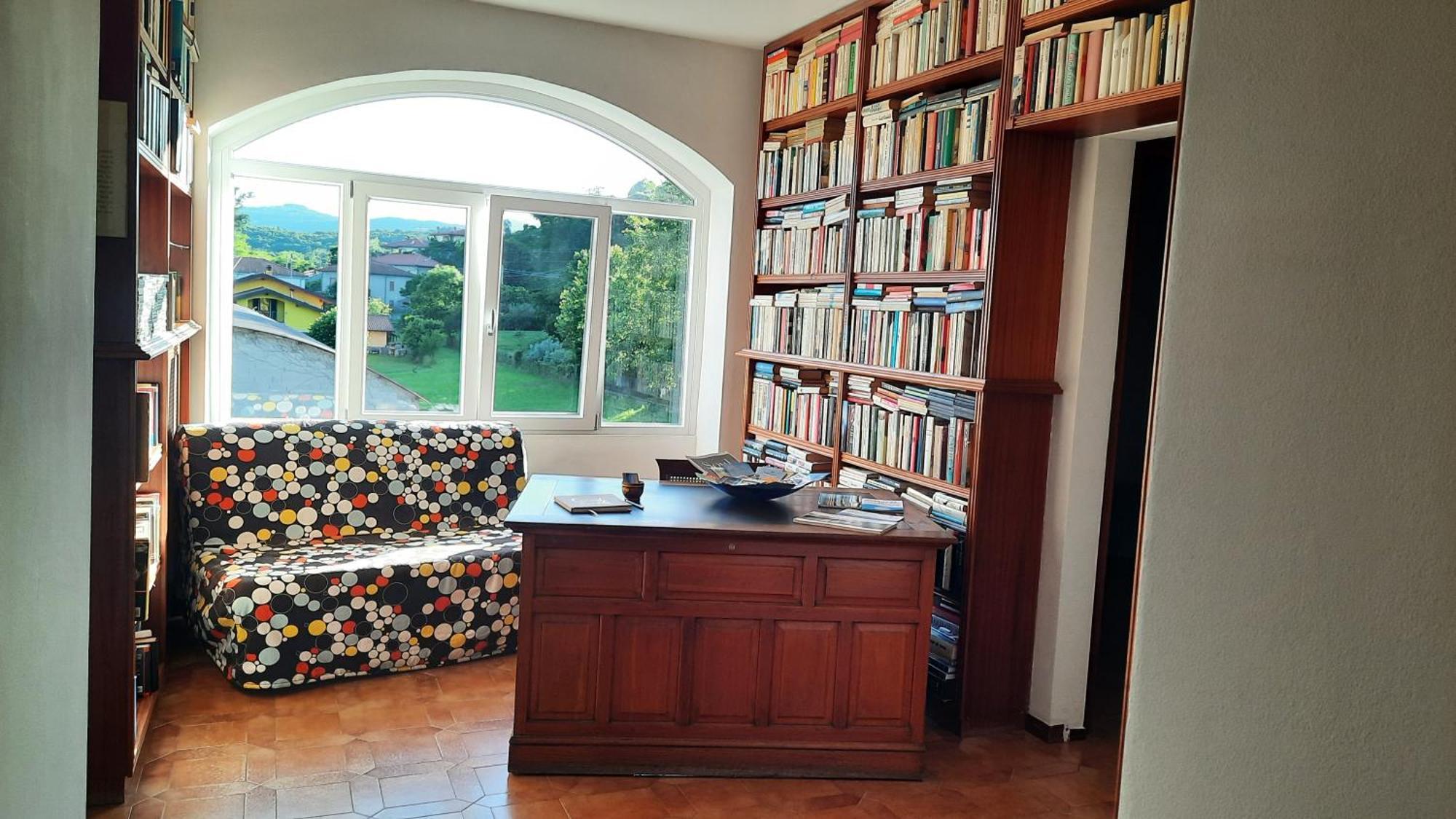 Lago Maggiore, Leggiuno, Ampio Appartamento Exterior foto